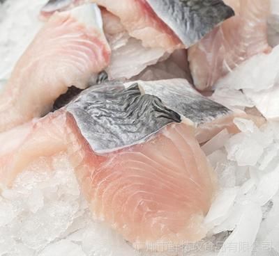 帶皮龍利魚(yú)：帶皮龍利魚(yú)是指保留了魚(yú)皮的創(chuàng)新來(lái)