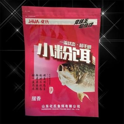 銀龍魚幼魚餌料自制方法：銀龍魚幼魚營養(yǎng)均衡搭配,活餌喂養(yǎng)銀龍魚的風險
