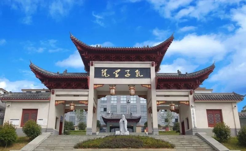 紅龍旗與孔子學院有何關聯？