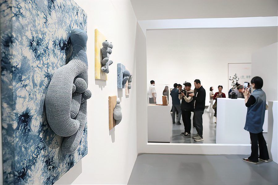 藝術創作中的水龍雕塑有哪些？