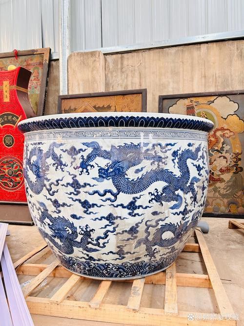 推薦幾款魚缸上的龍圖案設計