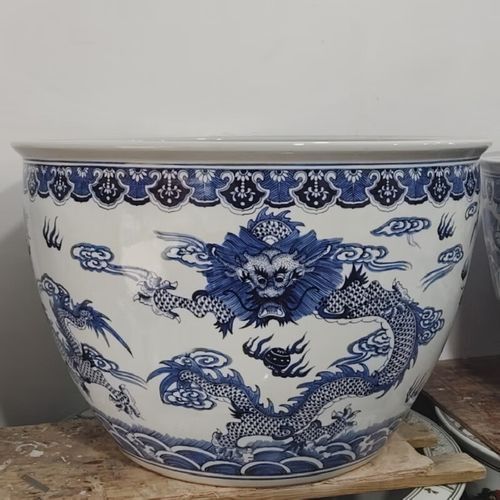 推薦幾款魚缸上的龍圖案設計