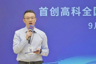 小龍魚的嘴一合一閉（小龍魚嘴巴一直張合是怎么回事？）