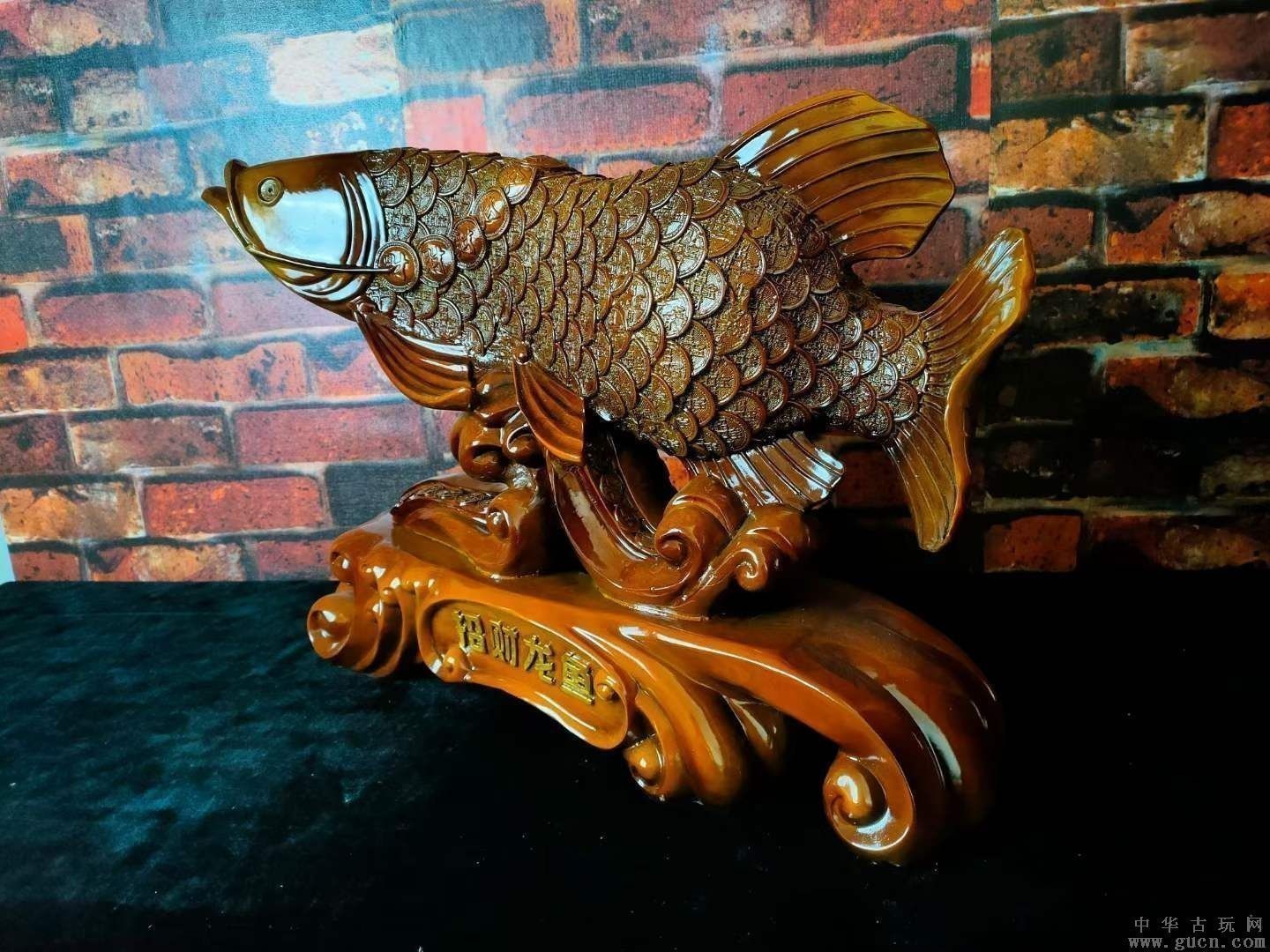 龍魚木雕擺件怎么擺：龍魚木雕擺件怎么擺放招財進寶的吉祥物正確擺放方式