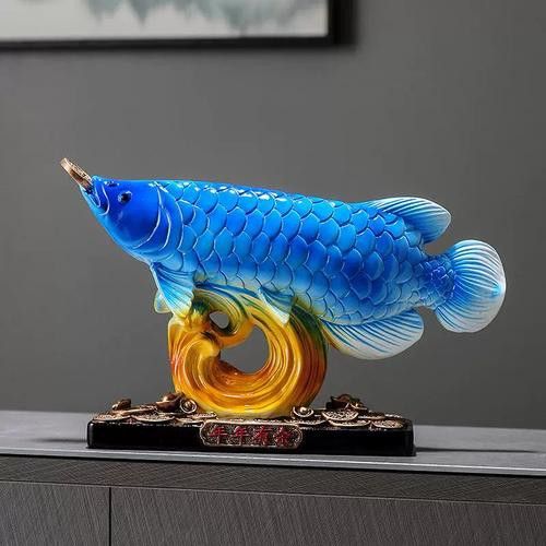 藍(lán)色的龍魚(yú)多少錢(qián)一斤圖片