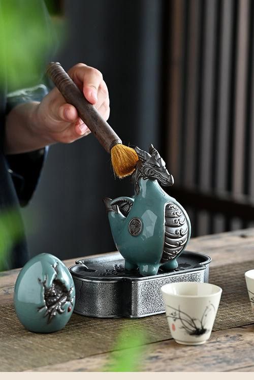 有沒有更多適合現代家居的龍擺件？