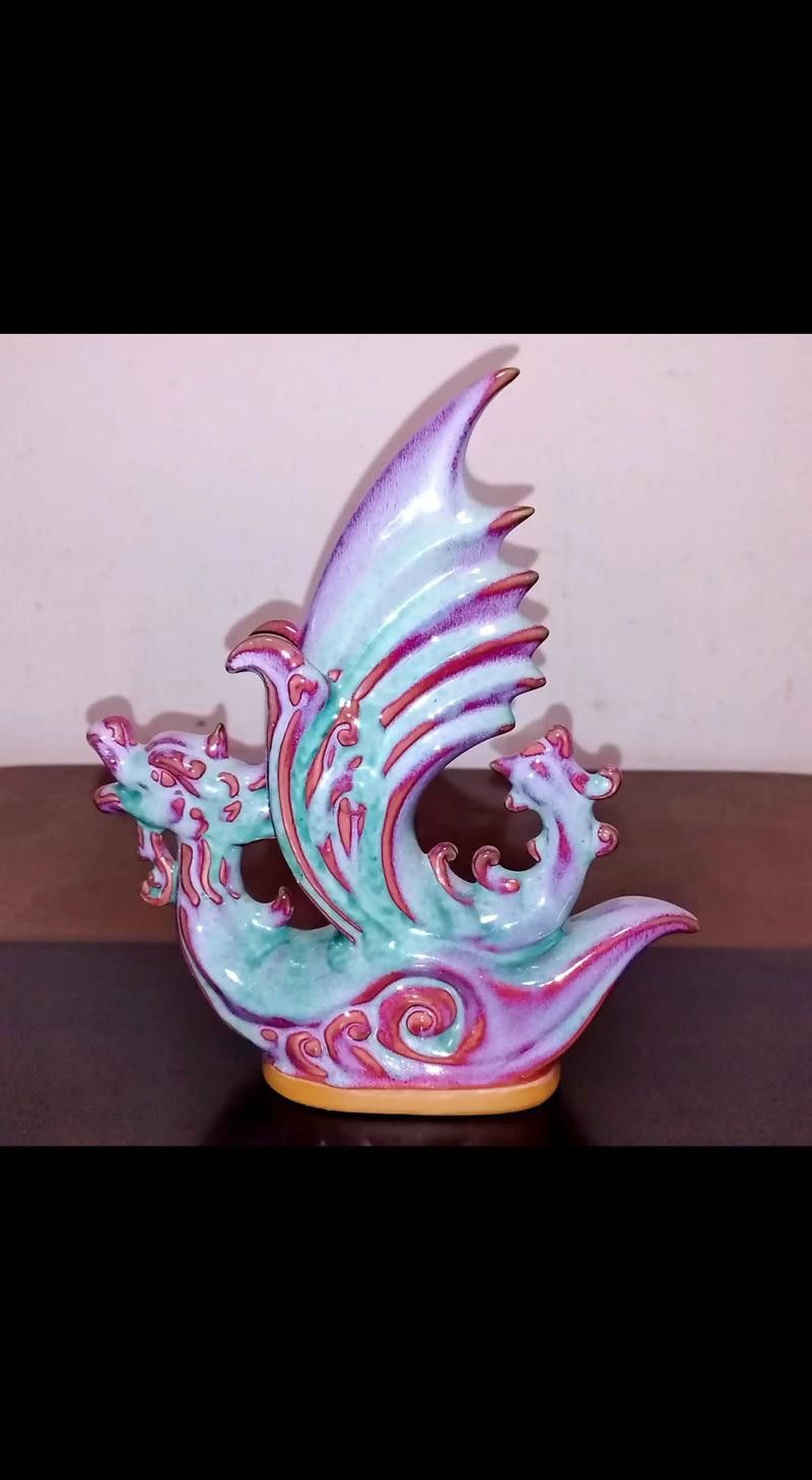 有沒有更多適合現代家居的龍擺件？