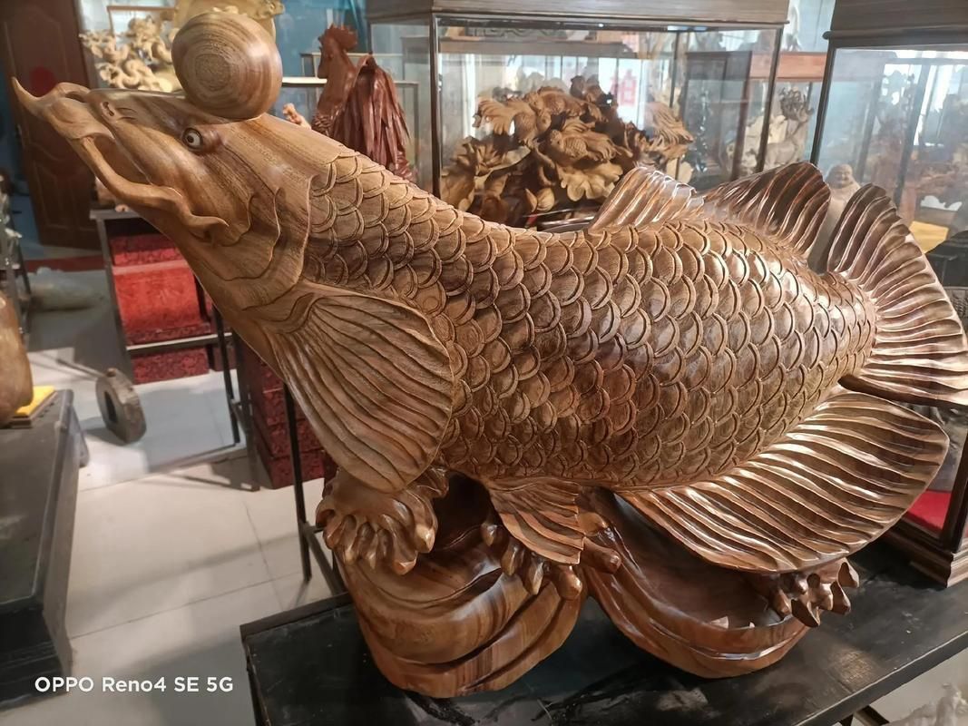 雕刻金龍魚圖片大全