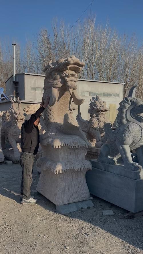 石雕金龍魚擺件圖片大全