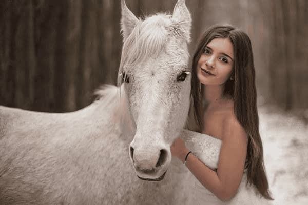 養龍魚魚缸尺寸1200x600種1500x500哪個好：養龍魚的魚缸尺寸