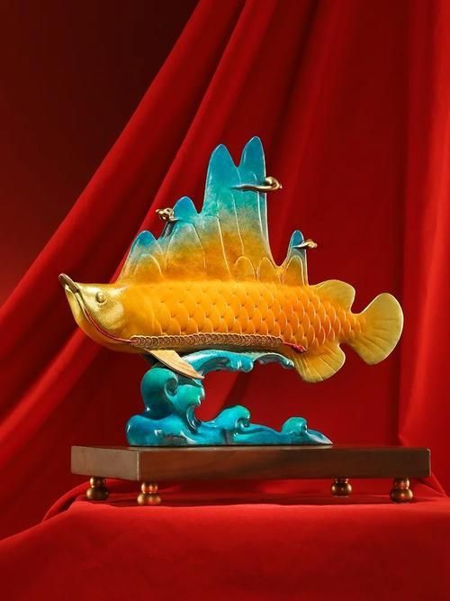 龍魚鎮(zhèn)宅聚財圖片