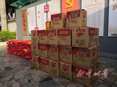 廣州哪里有金龍魚批發(fā)市場(chǎng)賣海鮮食品：廣州十大海鮮批發(fā)市場(chǎng)