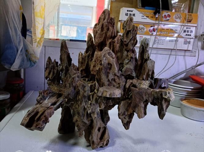 龍魚缸石頭造景圖片高清