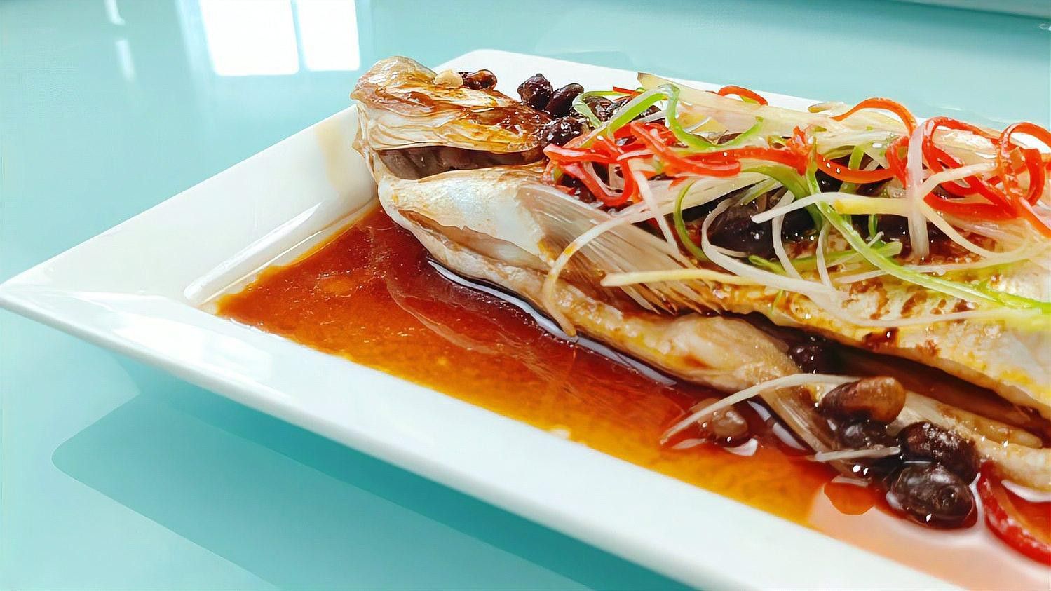 翹嘴魚和龍魚哪個貴