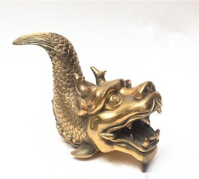 帶金龍魚(yú)掛墜寓意（翡翠金龍魚(yú)吊墜的寓意與象征）