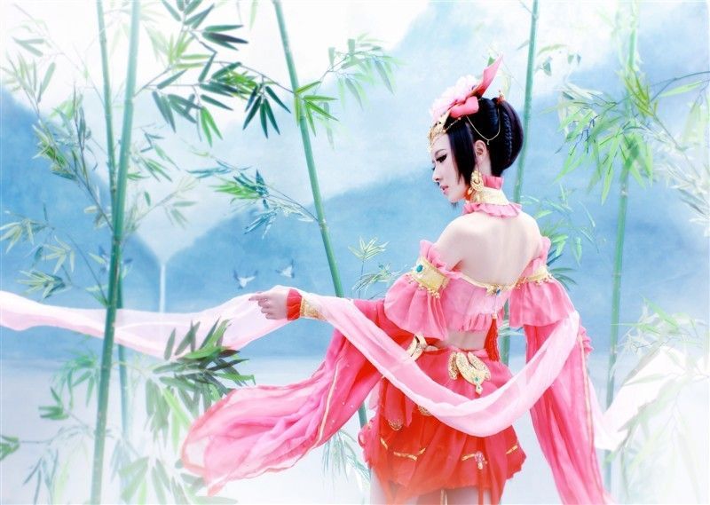 《劍網(wǎng)3》游戲中的“金龍魚(yú)”七秀是什么？：《劍俠情緣網(wǎng)絡(luò)版叁》“金龍魚(yú)”七秀成為玩家身份認(rèn)同