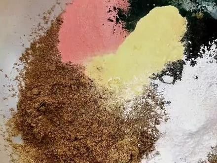 雷龍魚主食飼料的選擇方法
