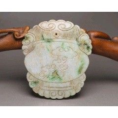 赤龍玉佩現在值錢嗎？