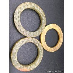 赤龍玉佩現在值錢嗎？
