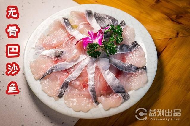 巴沙魚片和龍魚片的區別在哪：巴沙魚片和龍利魚片和龍利魚片和龍利魚片的區別是什么