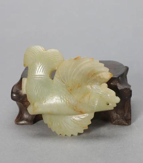 如何鑒別魚化龍飾品的真偽？