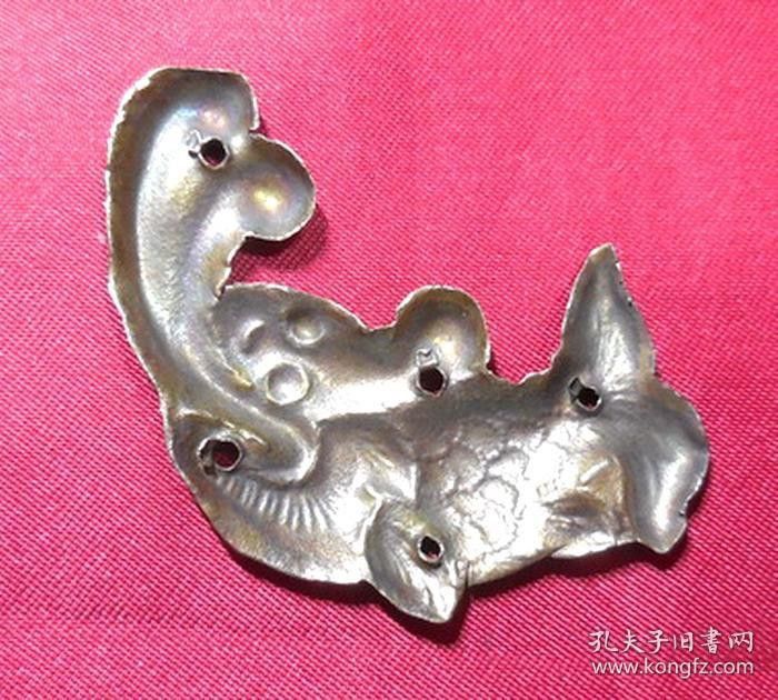 如何鑒別魚化龍飾品的真偽？