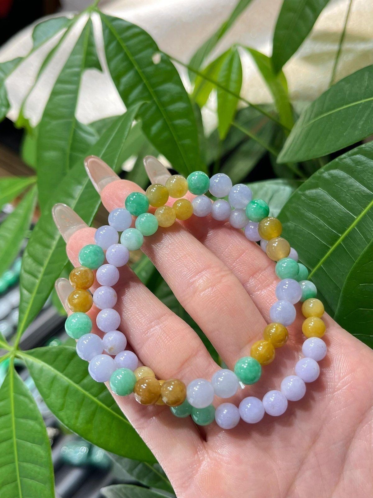 龍鳳綠翡翠最忌三種顏色