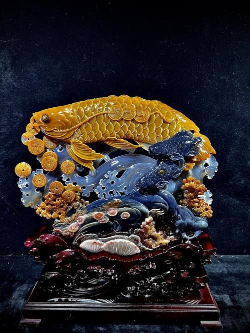 玉石雕刻金龍魚圖片