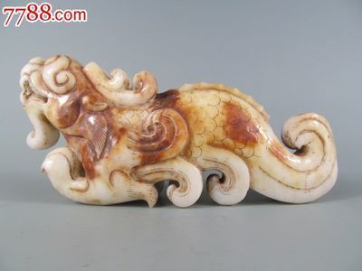 魚龍結(jié)合的雕件有什么寓意？：雕件魚龍的寓意涵蓋了多端、舉業(yè)成功、富裕吉祥、權(quán)位顯赫