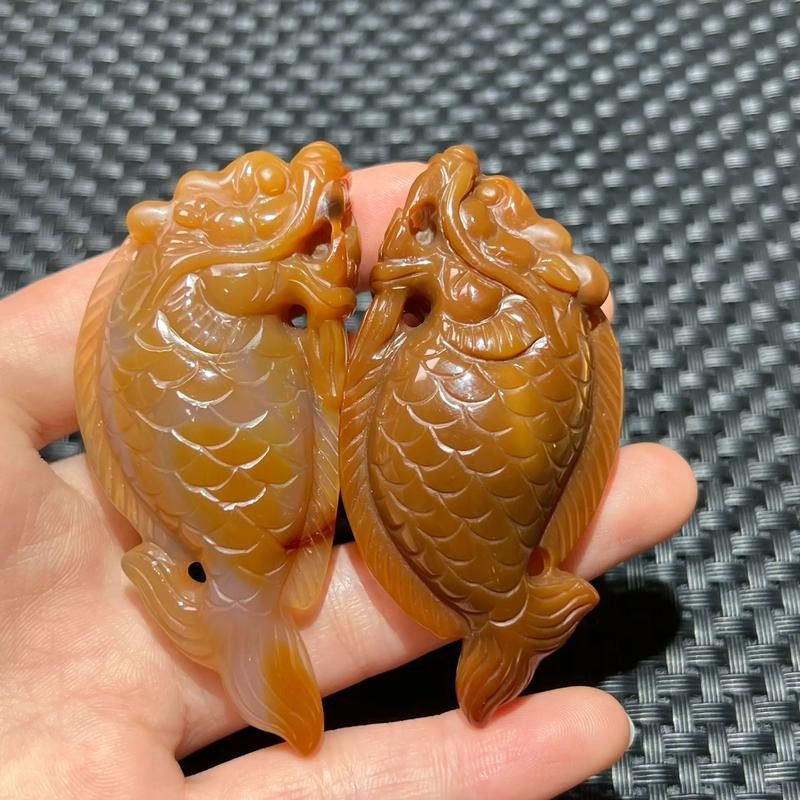 哪種材質的龍頭魚擺件最具有收藏價值？