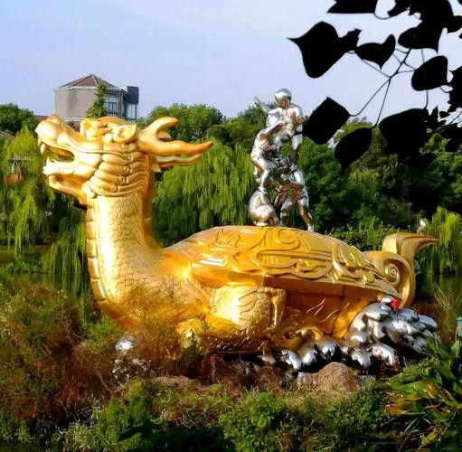 給我推薦一些高質量的龍龜圖片