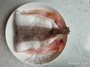 龍魚怎么做啊：香辣水龍魚的幾種烹飪方法，香辣可口，適合喜歡甜品的人