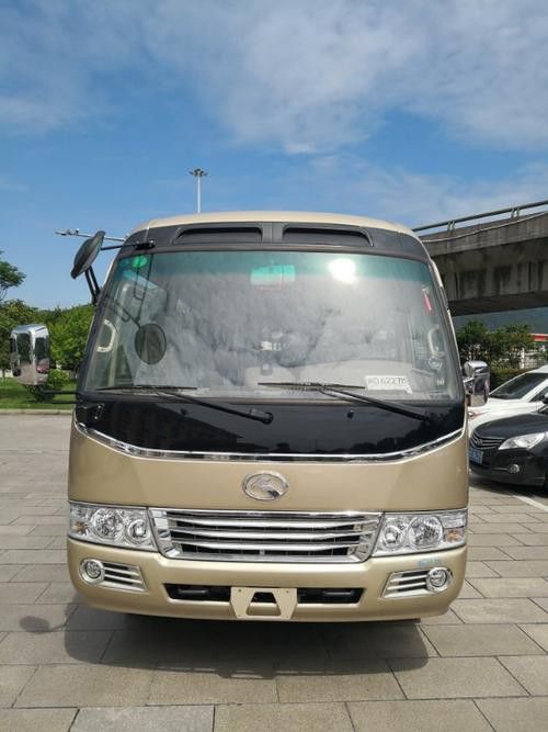 金龍19座中巴車的詳細(xì)圖片
