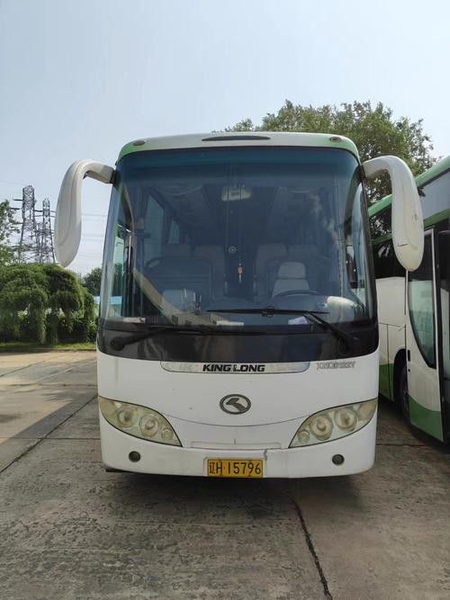 金龍19座中巴車的詳細(xì)圖片