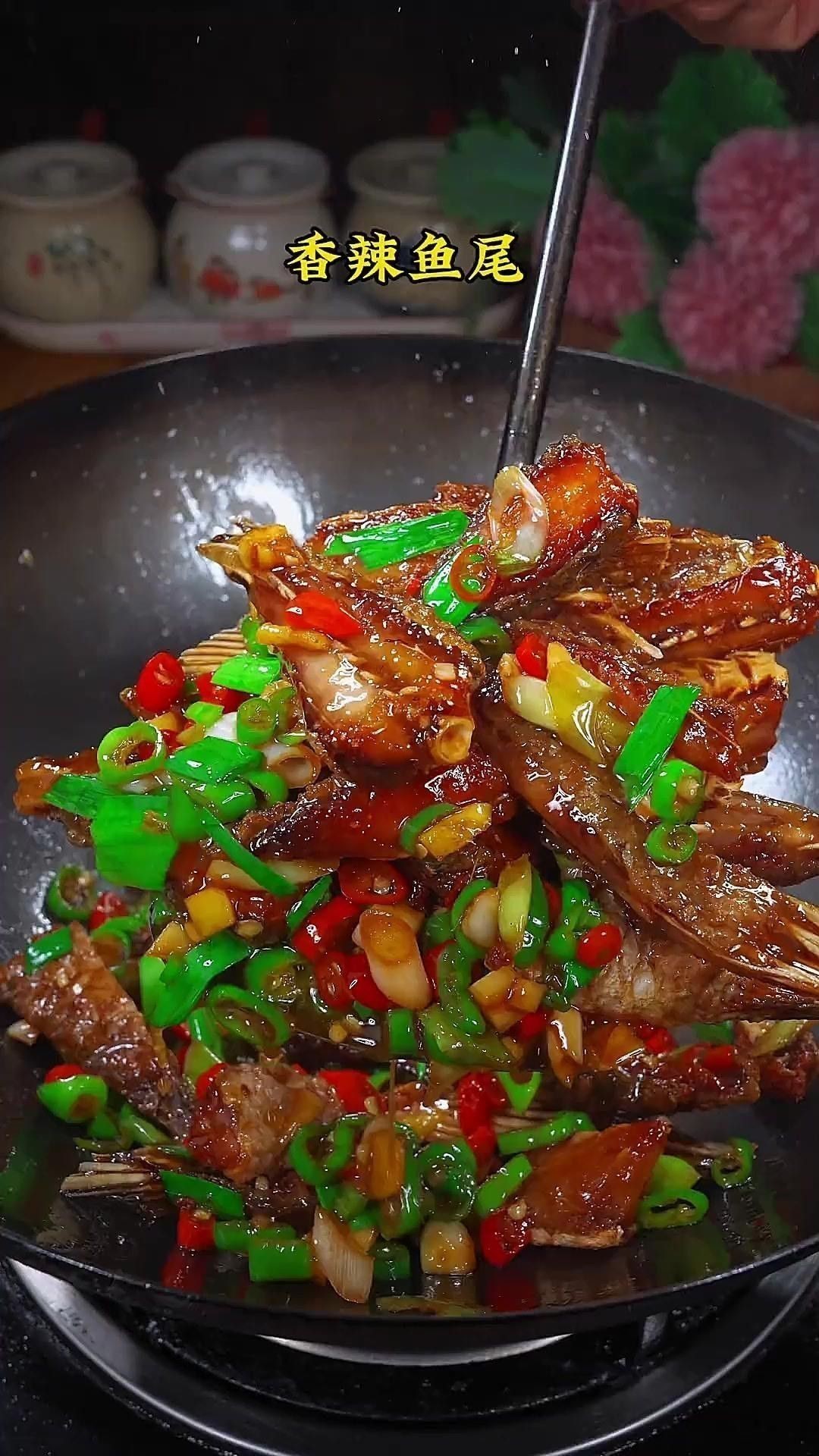 如何挑選新鮮的龍頭魚制作魚丸？