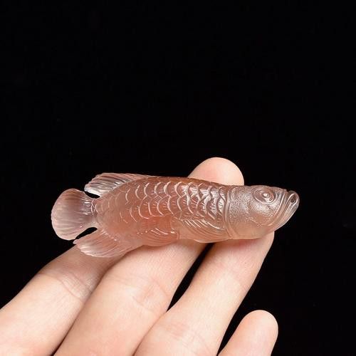 有沒有更多高清的金龍魚雕刻圖片？