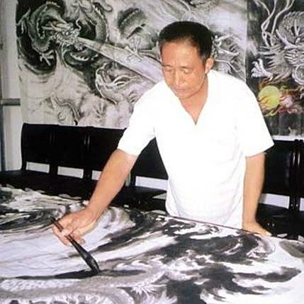 有哪些著名的龍龜圖片藝術家？