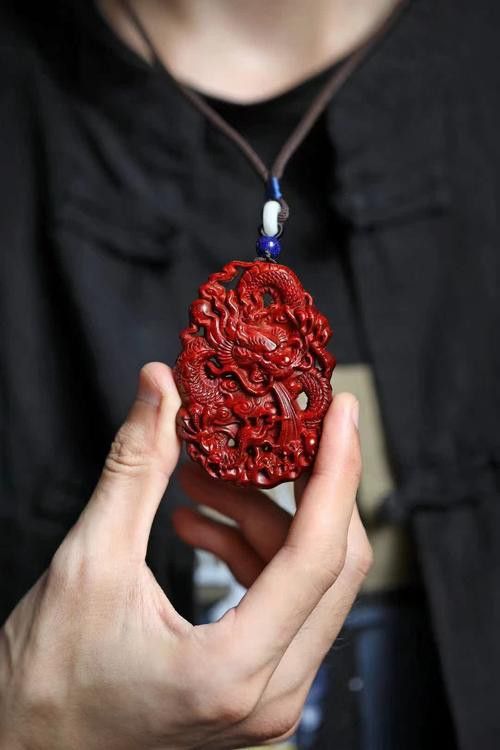 有哪些品牌推薦的紅龍掛件？