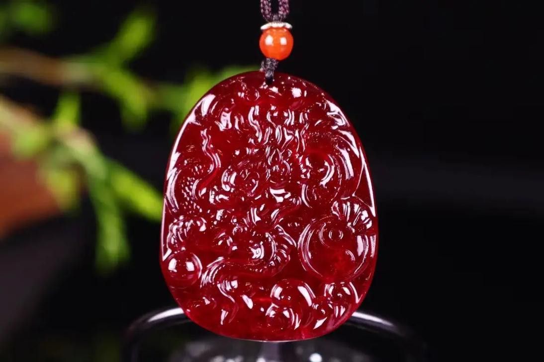有哪些品牌推薦的紅龍掛件？
