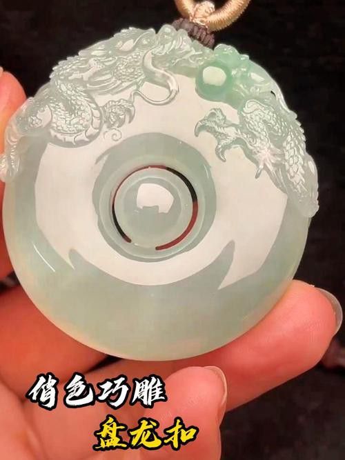 哪種材質(zhì)的龍魚扣最保值？