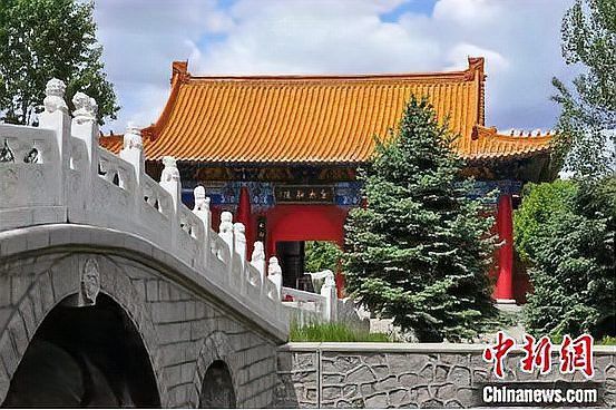 裴山捐贈的銅坐龍有何歷史價值？
