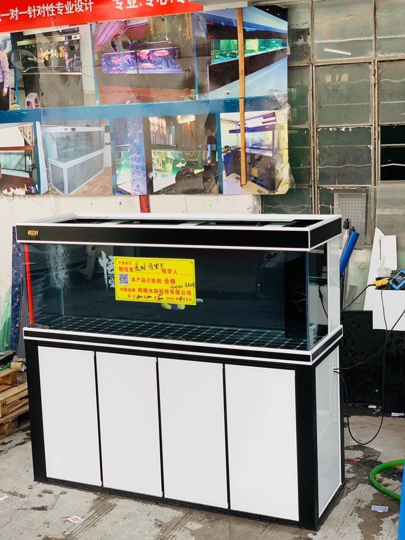 唐山水族館走出國門:黑白結合經典