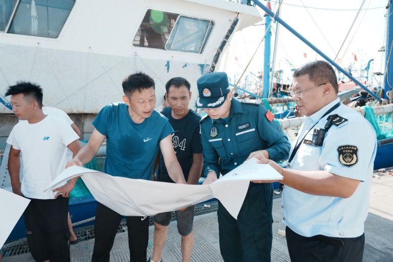 金龍魚的底色淺、粗框是什么品種：金龍魚底色淺、粗框是什么品種金龍魚底色淺、粗框是什么品種