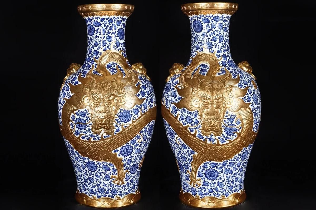 金龍魚圖案花瓶