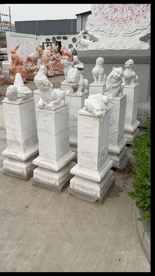 有哪些著名的九子龍雕塑作品？