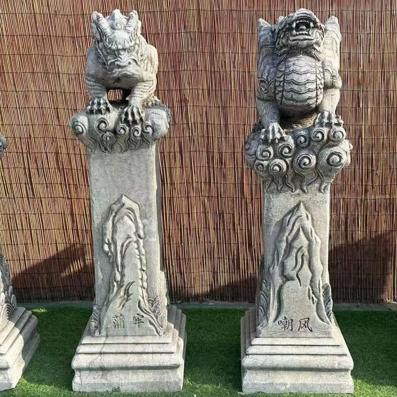 有哪些著名的九子龍雕塑作品？