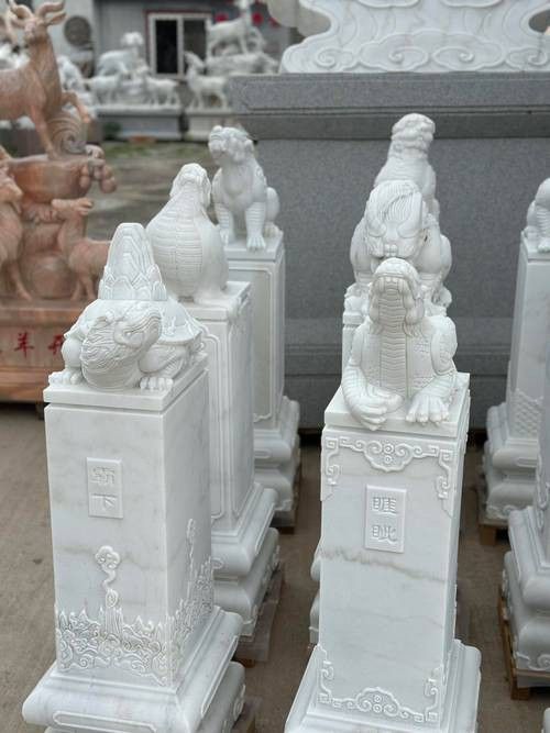 有哪些著名的九子龍雕塑作品？