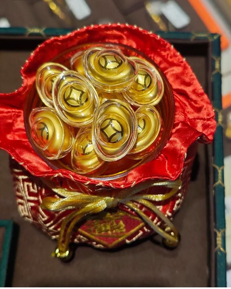 金元寶和金龍魚(yú) 龍魚(yú)百科 第5張 金元寶和金龍魚(yú) 金元寶和金龍魚(yú) 龍魚(yú)百科 第5張