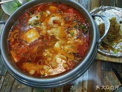 金椒龍魚鍋的做法：金椒龍魚鍋怎么做？