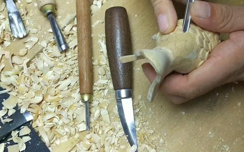 能推薦一些高清的金龍魚雕刻視頻嗎？